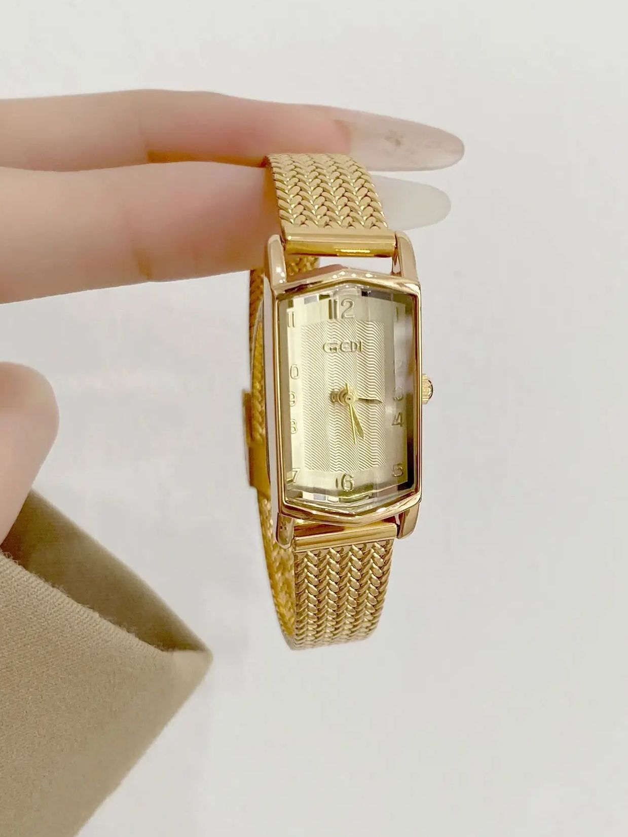 Koleksi Jam Tangan Wanita Emas - Luxury Watch Collection ulasan dan harga